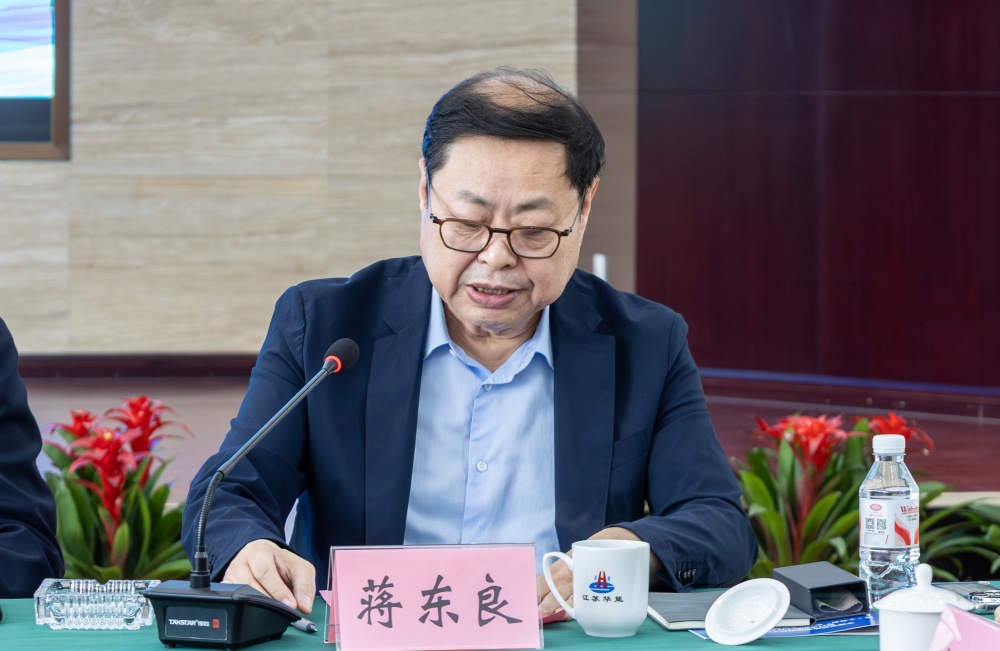 蒋东良.jpg